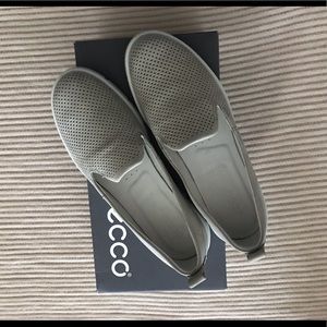 Ecco Women’s Slip On Loafers